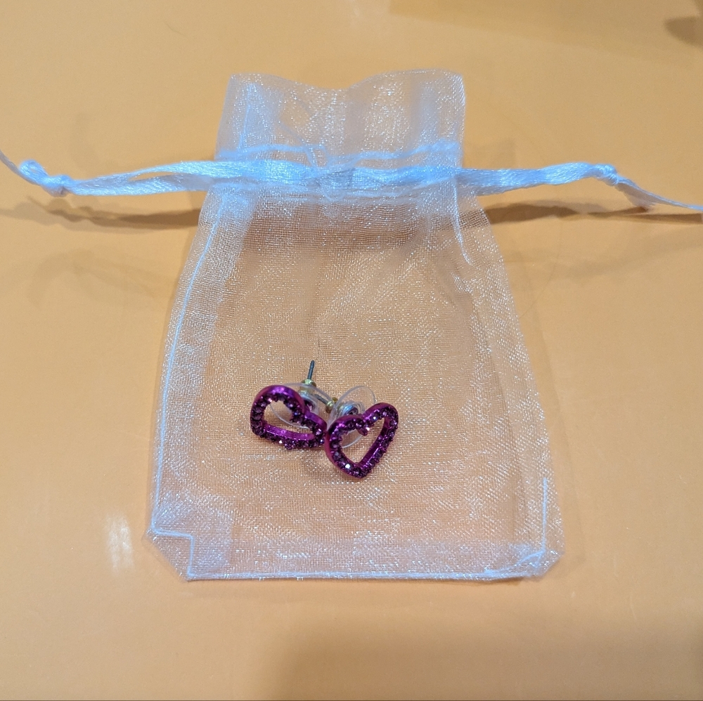 Betsey Johnson Open Heart Earrings - Picture 5 of 6